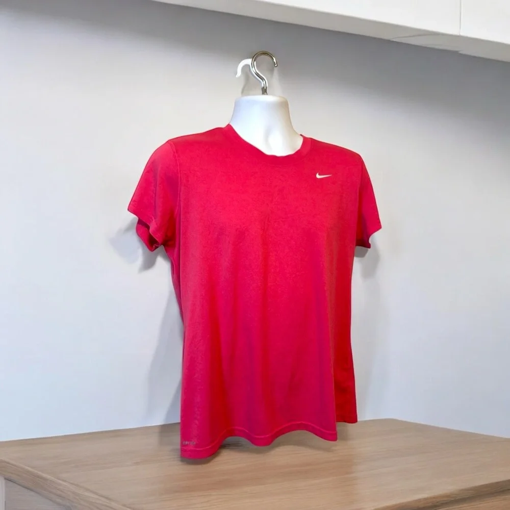 NIKE T-Shirt. Size XL